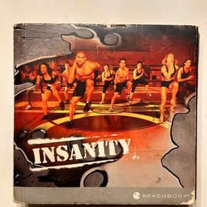 Beachbody Insanity Fitness Program - 10 Disk DVS Set